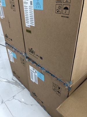 UBNT Enterprise Ceiling Wireless AP UAP-AC-LR Gigabit Dual Frequency 802.11ac High Power WiFi Coverage